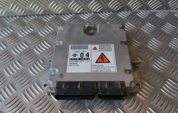 Nissan X-Trail T30 Engine control unit/module B371MEQ46B MB2758002977 2758002977