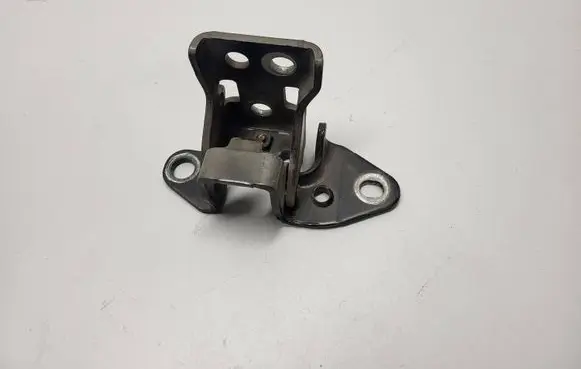 Dodge Challenger Front door lower hinge 642ac
