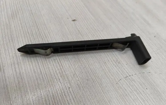 Volvo XC60 Headlight/headlamp mounting bracket 30763154
