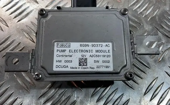 Volvo V70 Fuel injection pump control unit/module 6G9N9D372AC