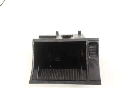 Car ashtray