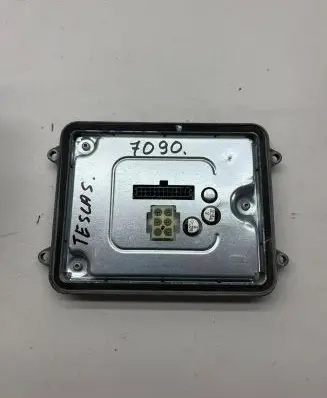Tesla Model S Headlight ballast module Xenon 00201022-05