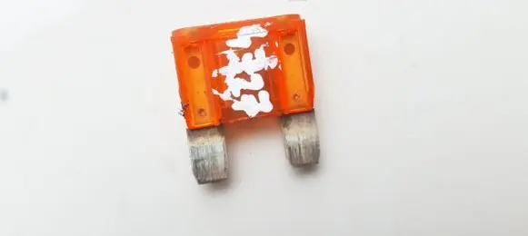 Volkswagen Golf IV Fuse 4635023