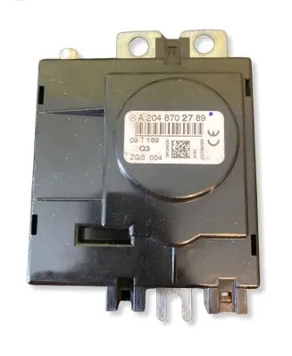 Mercedes-Benz C AMG W204 Aerial antenna amplifier A2048702789 ZGS004 09T169