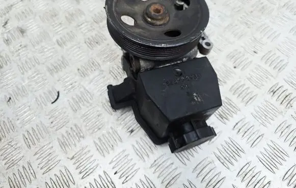 Mercedes-Benz SLK R170 Power steering pump 0024662901 A0024662901