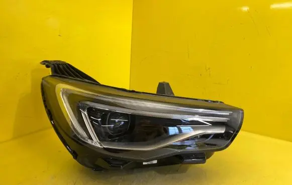 Opel Grandland X Headlight/headlamp yp015980
