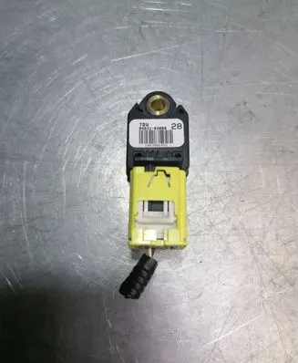 Toyota Auris 150 Airbag deployment crash/impact sensor 8983102080