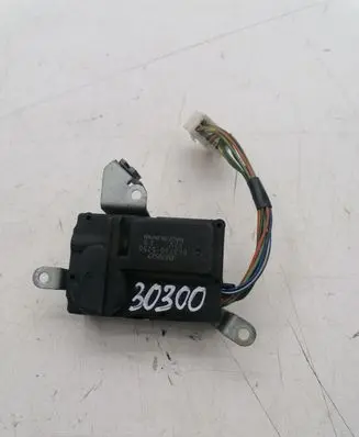 Mazda MX-3 Air flap motor/actuator 0637005250