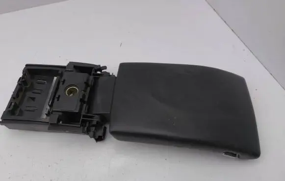 Volvo V70 Armrest 1303437OBL