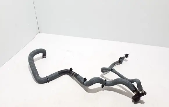 Renault Austral Engine coolant pipe/hose 215135929R