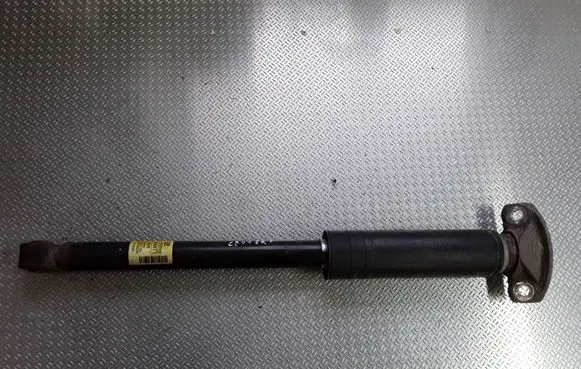 Chevrolet Cruze Rear shock absorber/damper 13332640