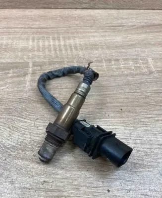BMW 6 E63 E64 Lambda probe sensor 7537984 0258017038