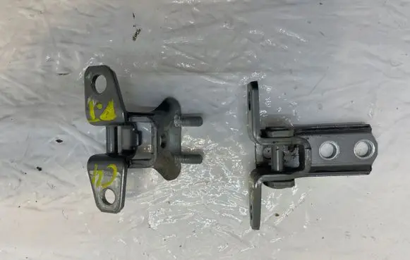 Citroen C4 Cactus Loading door hinge set 