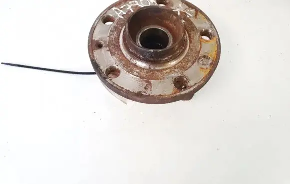 Seat Altea Front wheel hub