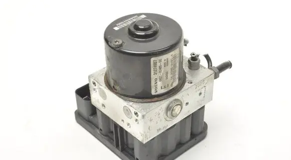 Volvo V50 ABS Pump 31274907