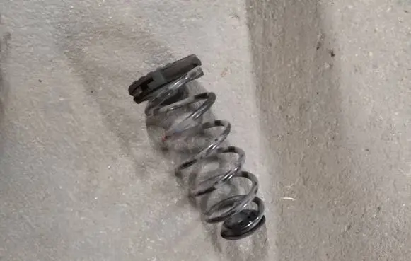 MG ZS Rear coil spring