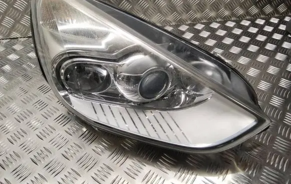 Ford Galaxy Headlight/headlamp 