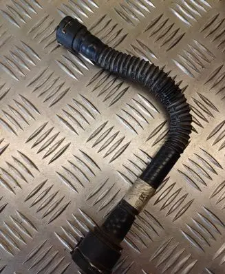 Opel Insignia A Engine coolant pipe/hose 55566095