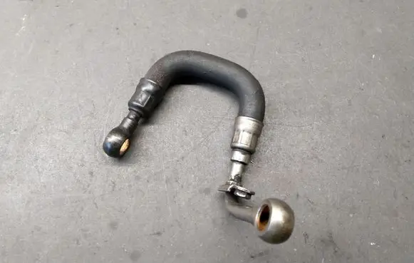 Audi A6 S6 C5 4B Turbo turbocharger oiling pipe/hose 06B121497B