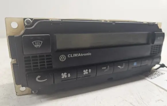 Volkswagen PASSAT B5 Climate control unit 3B1907044A