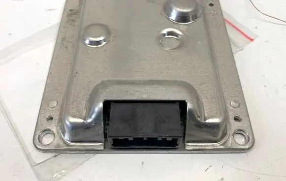 Nissan Qashqai J12 Voltage converter/converter module 