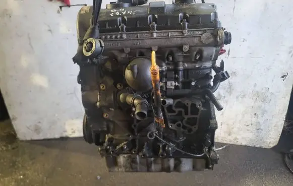 Volkswagen Golf IV Engine AXR