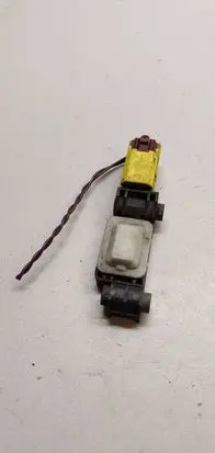 Audi A4 S4 B7 8E 8H Airbag deployment crash/impact sensor 8E0959651A