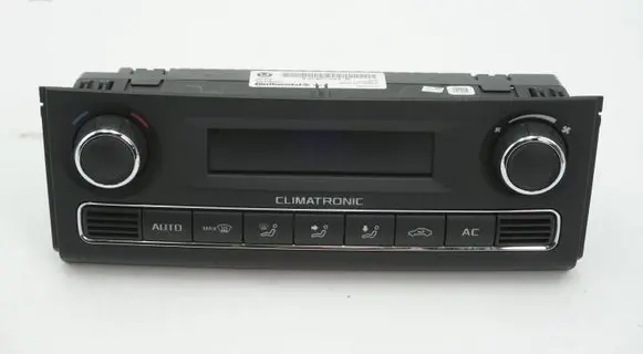 Skoda Fabia Mk2 (5J) Climate control unit 5J0907044B