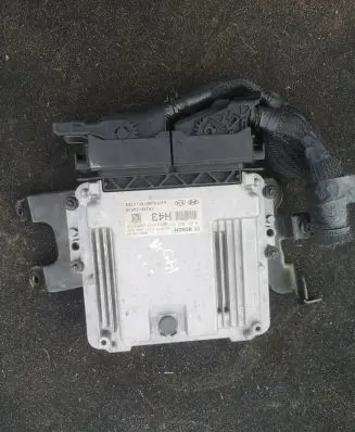 Hyundai i40 Engine control unit/module 0281031716 391402A530