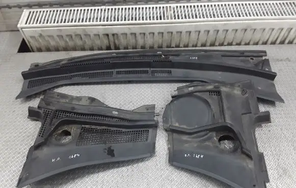 Wiper trim