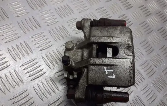 Mitsubishi Grandis Rear brake caliper