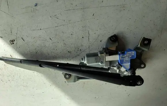 Subaru Forester SJ Rear wiper blade 8013FM