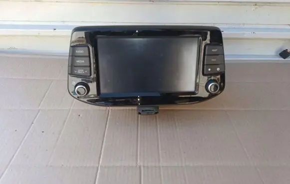Hyundai i30 Navigation unit CD/DVD player 96550-g4100