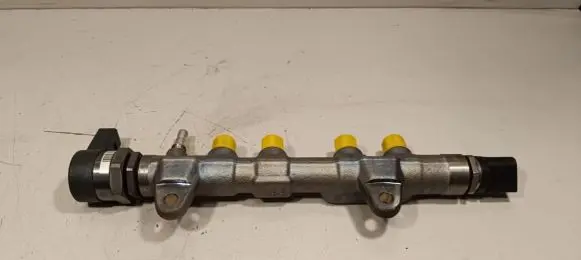 BMW 1 F20 F21 Fuel main line pipe 0281002949 0445213026 851162903