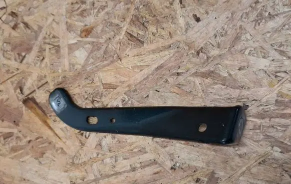 Ford Mustang VI Fender mounting bracket JR3B16C199BA