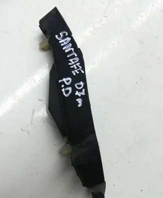 Front bumper mounting bracket