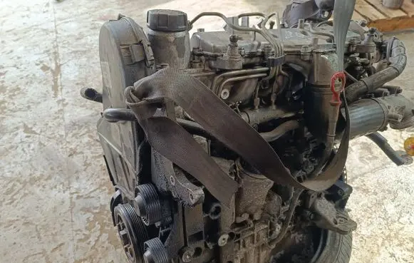 Volvo V70 Engine
