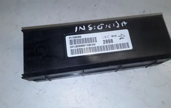 Opel Insignia A Air conditioning/heating control unit 13582898