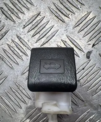 Toyota Land Cruiser (J120) Engine bonnet (hood) release handle 