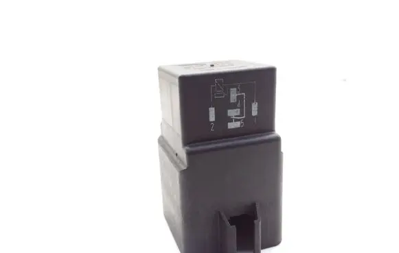 Jaguar XJ X300 Hazard warning light relay V23136A1X9 LNA6706AA