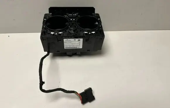BMW X5 G05 Cup holder 6827173 6827172
