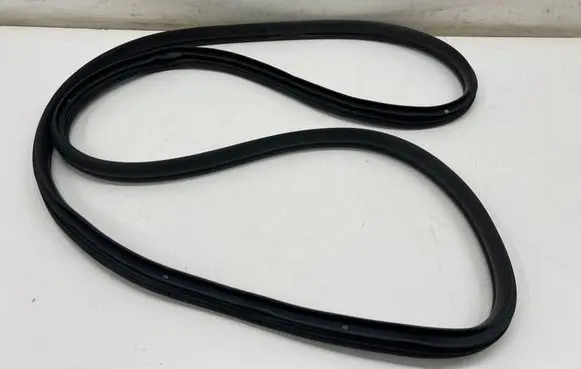 Front door rubber seal