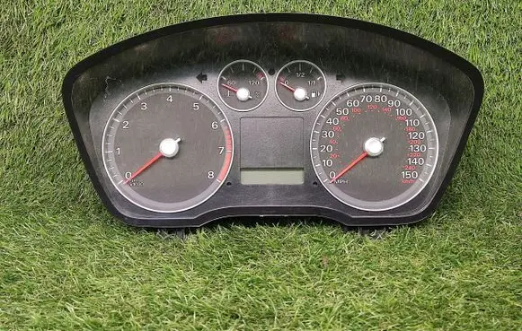 Ford Focus Speedometer (instrument cluster) 4M5T10849FR