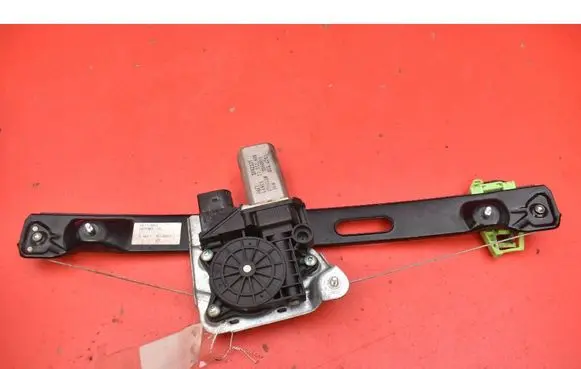 BMW X3 E83 Rear door window regulator with motor 7075883