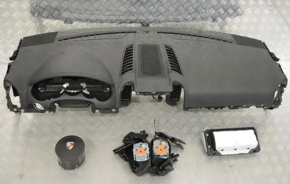 Porsche Cayenne (92A) Airbag set with panel DESKA5