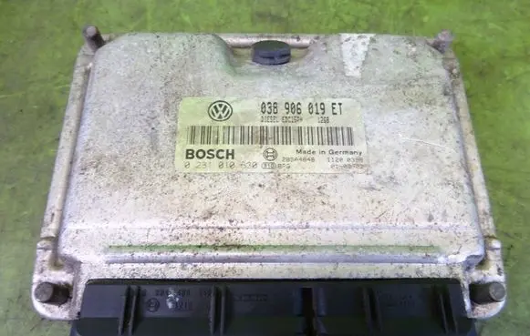 Volkswagen Sharan Engine control unit/module 038906019ET