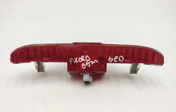 Honda Accord Third/center stoplight 0509243