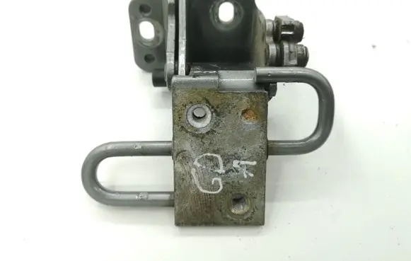 Audi A6 Allroad C5 Rear door lower hinge 4B0833412E