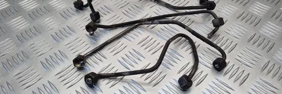 Volvo S70 V70 V70 XC Fuel injector supply line/pipe 