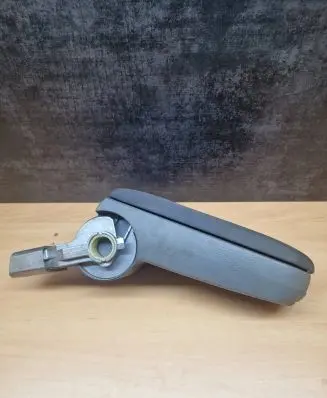 Skoda Octavia Mk1 (1U) Armrest 3B0864209R
